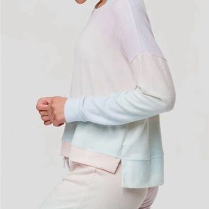 Onzie High Low Sweatshirt In Dreamsicle